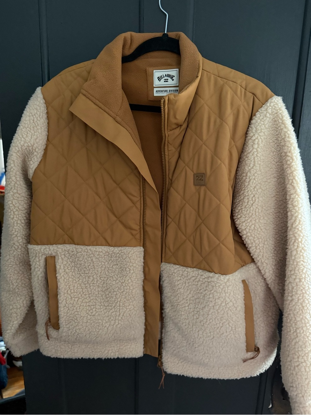 Billabong Two-Tone Quilted & Sherpa Jacket - Tan & Cream
